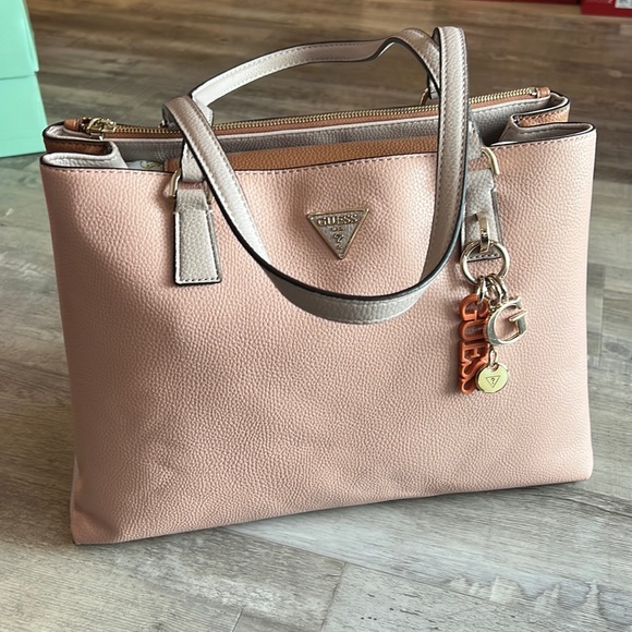 GUESS Two-Tone Shoulder Bag - NWT and original packaging filler - Picture 1 of 13